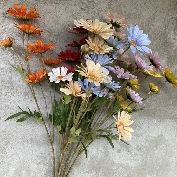 colorful-artificial-daisy-for-home-event-wedding